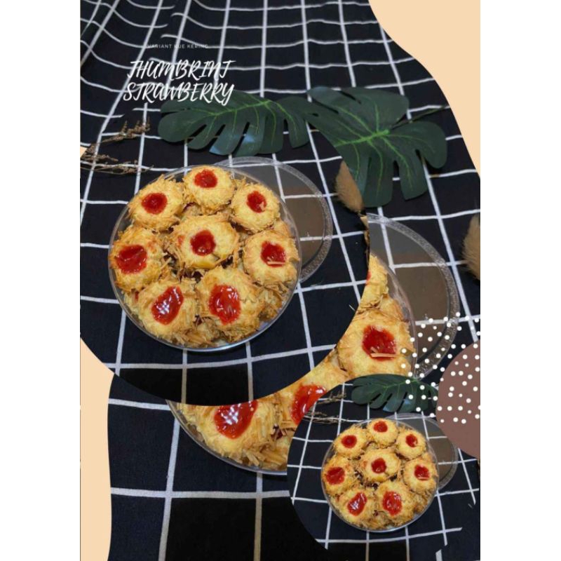 

Kue Kering Lebaran Thumbrint Coklat Strawberry cici Factory