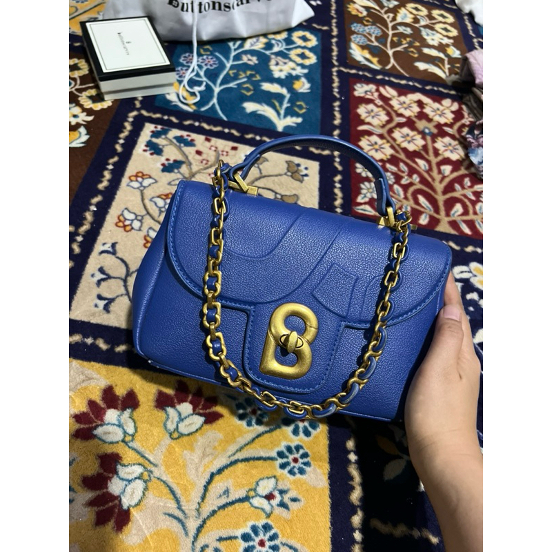 alma flap bag buttonscarves