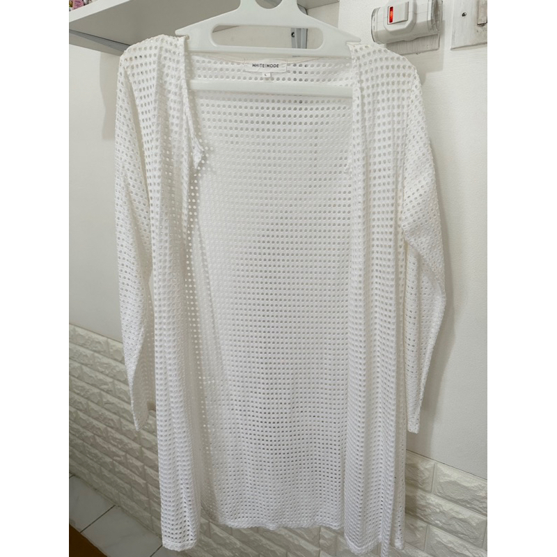 Preloved Cardigan White Mode