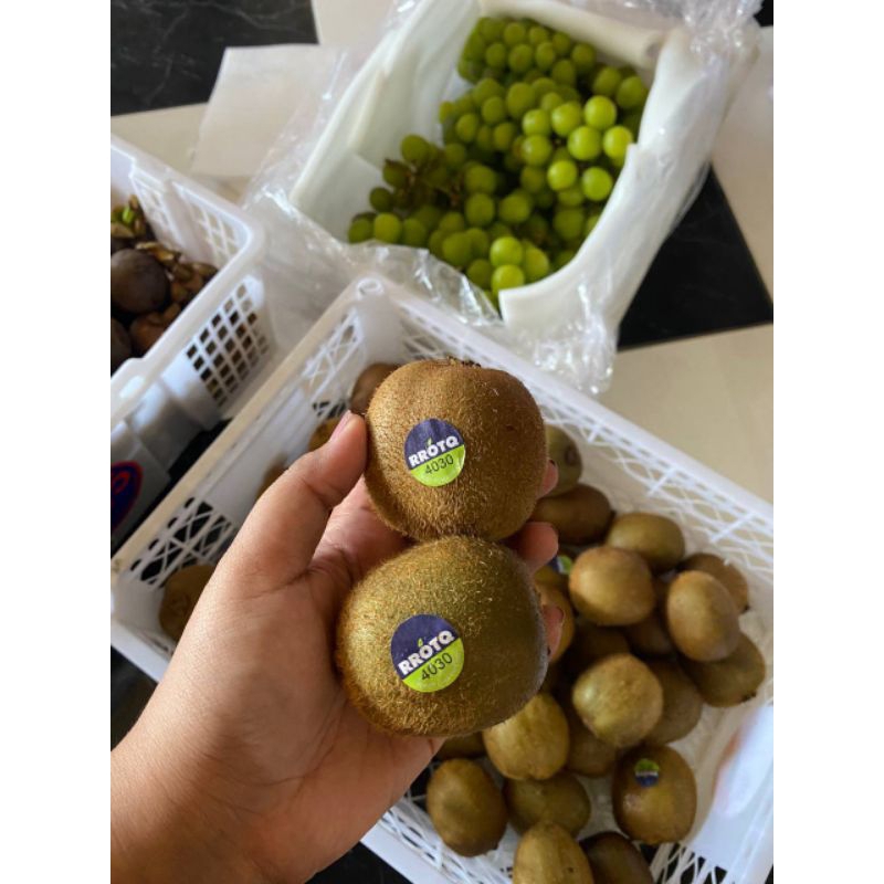 

KIWI HIJAU FRESH