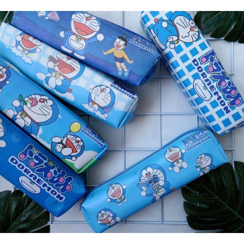 

Tempat Pensil Dompet Pensil Kartun Motif Doraemon