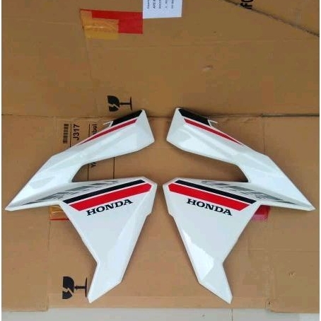 sayap Vario 150 LED putih/body depan Honda Vario 150 putih