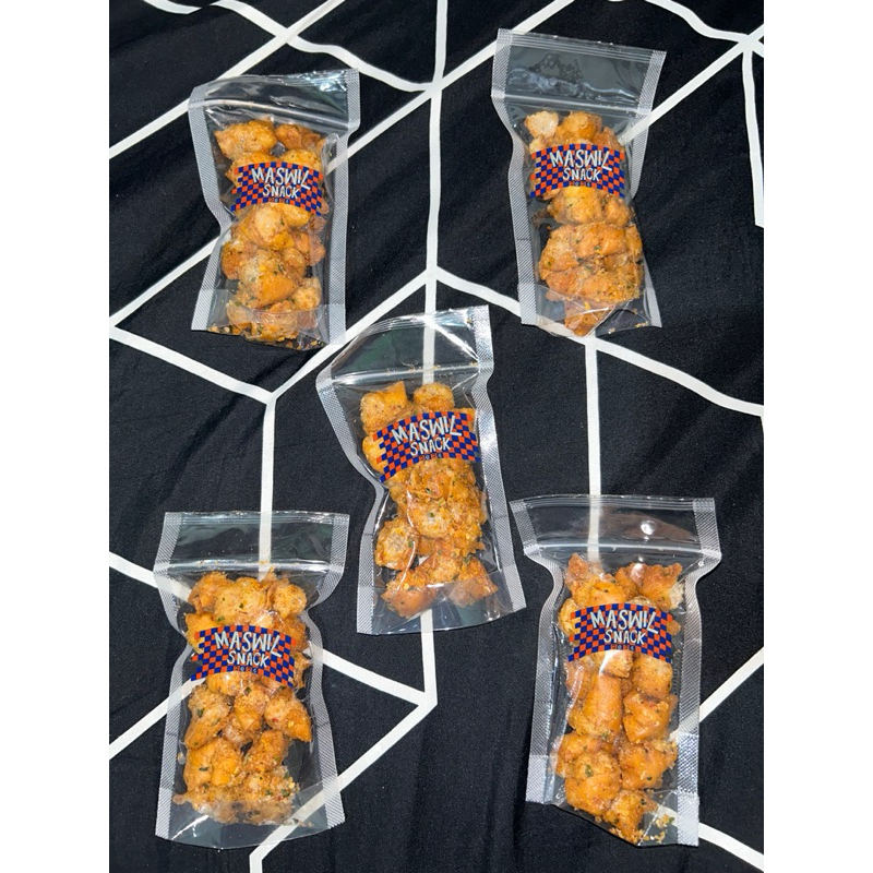 

Siomay Goreng Kering (Kriuuuk) rasa Pedas Daun Jeruk / Cemilan Murah