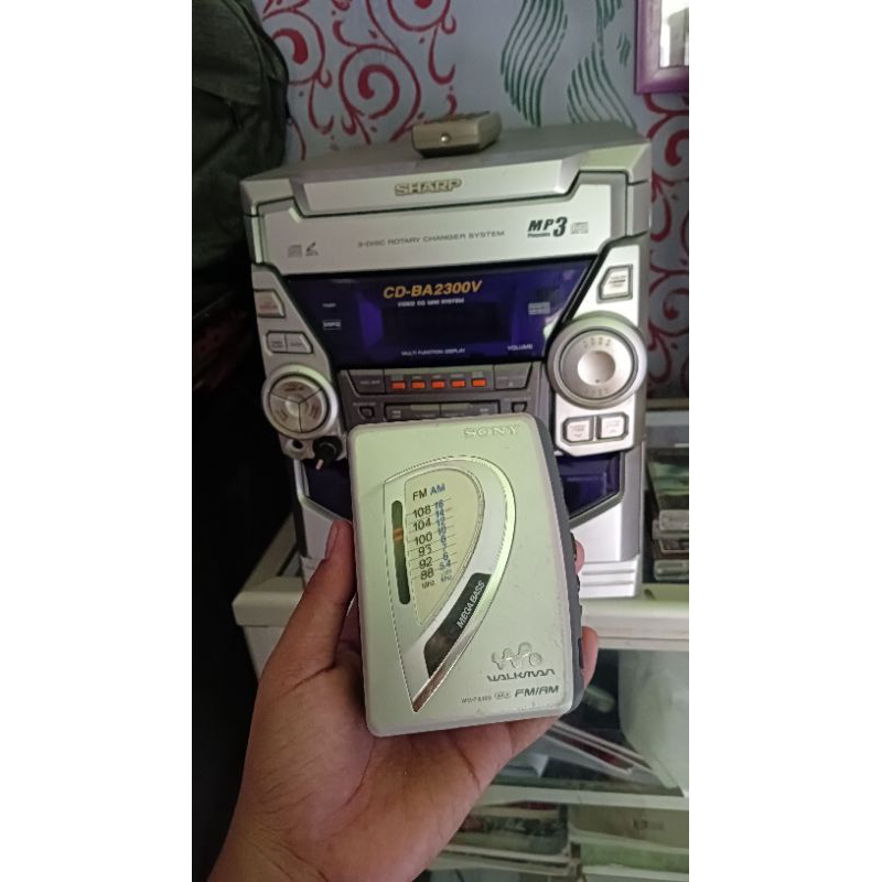 SONY WALKMAN WM-FX199