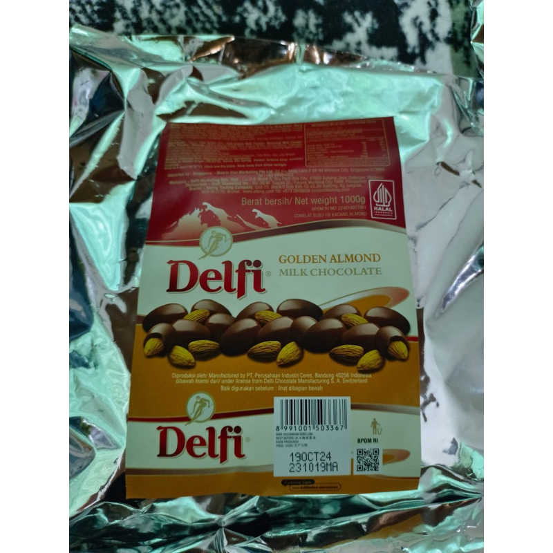 

Coklat Delfi Almond