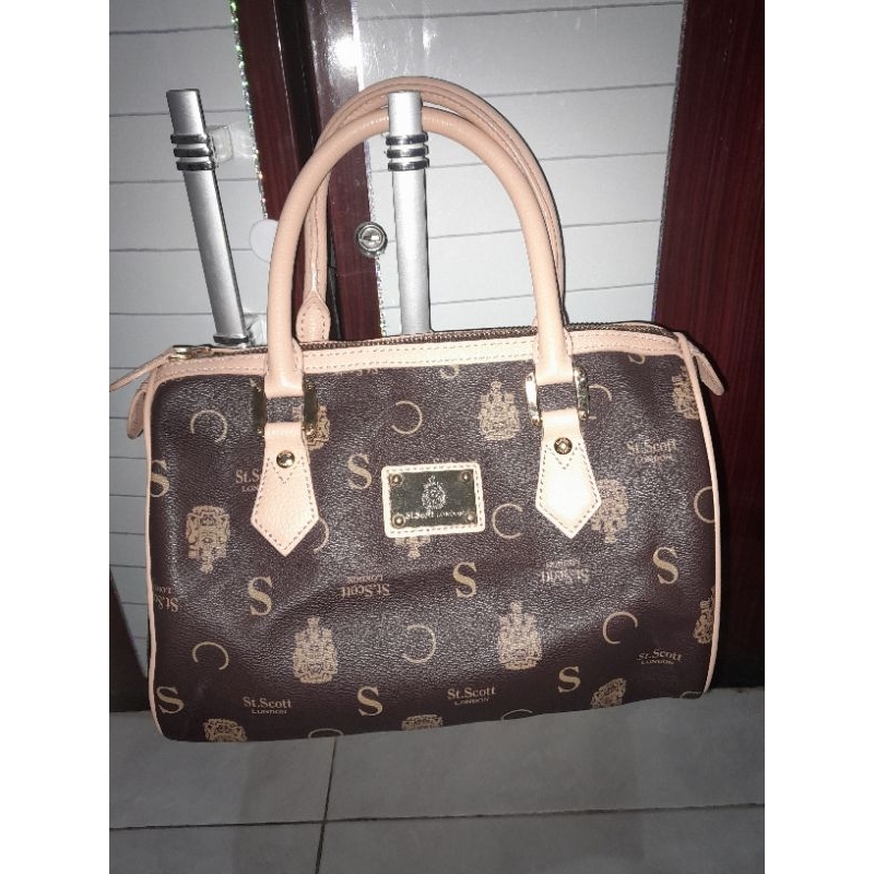 habiskan stok tas St.SCOTT LONDON Branded original besi embos like new preloved monza bag