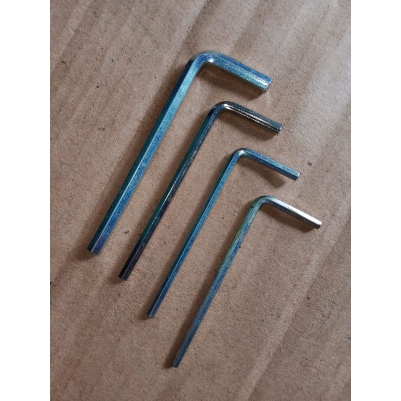 satu set konci L kecil