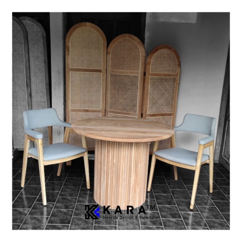 PROMO Meja Makan Bulat 100 cm + 2 Kursi + Partisi Kayu Jati Anyaman Rotan