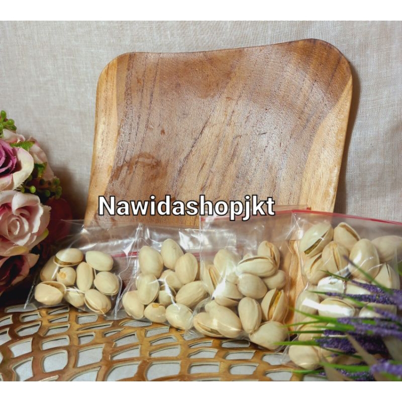 

Paket Oleh Oleh Haji Umroh kacang Pistachio Selma 10 15 20 30 gram