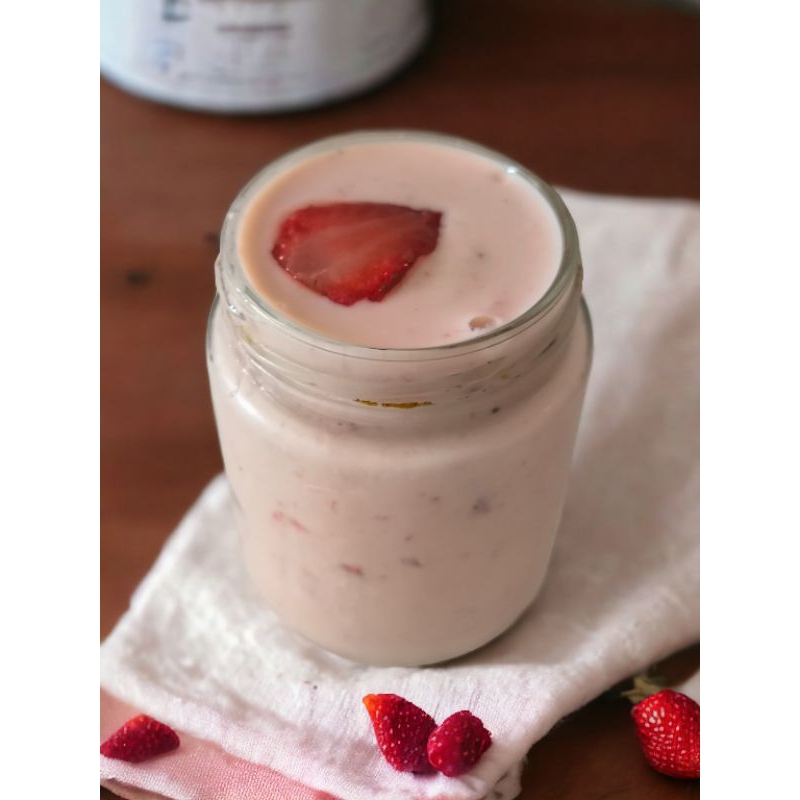 

Greek Yoghurt with Strawberry and Honey
