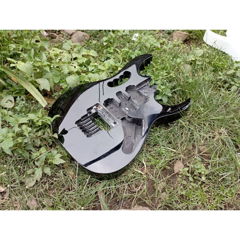 Body Gitar Ibanez JEM JR BK