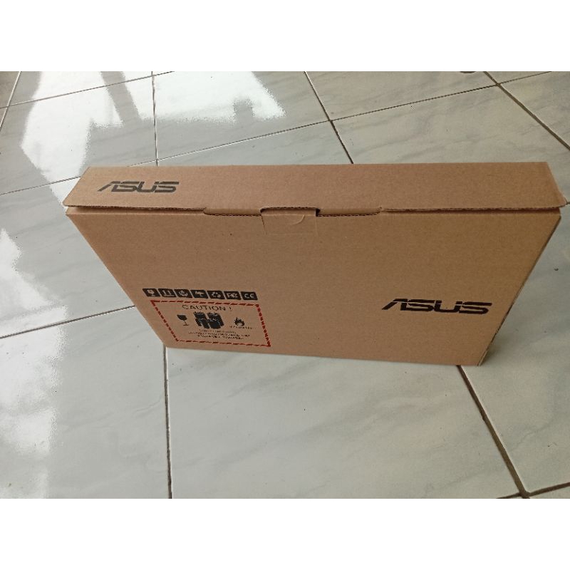 

BOX LAPTOP ASSUS + partisi / 45*6*28,5 cm