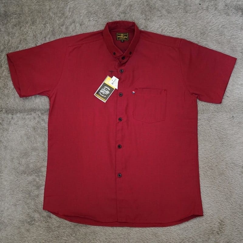 Kemeja Polos Pria Merah Marun  hijau muda biru navy putih Lengan Pendek Bahan Katun Poplin Slimfit H