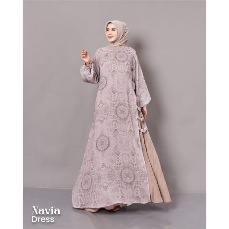 Xavia Dress