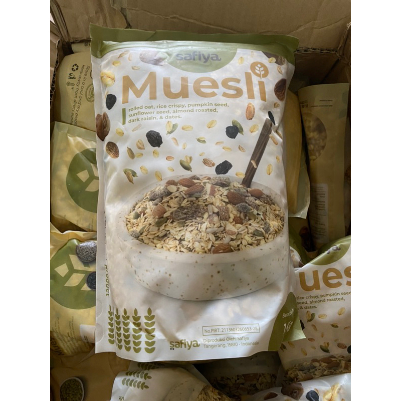 

Muesli Safiyya 500 gr / Safiyya muesli / sereal sehat / bisa untuk diet