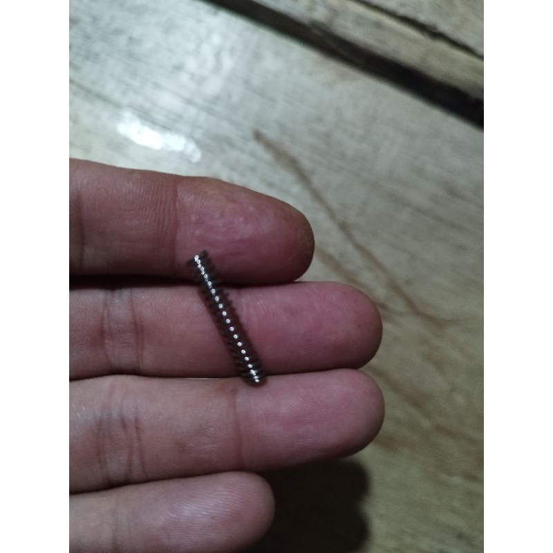 per bail arm SHIMANO SIENNA 3000