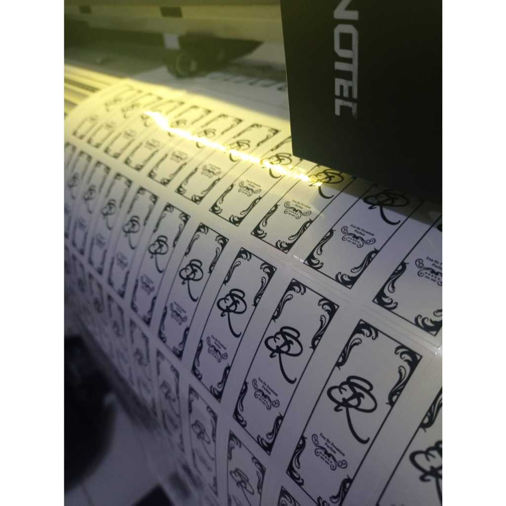 Cetak Stiker Label Vinyl Ukuran A3+ Print + Cutting Extra laminasi Doff/Matte atau Glossy