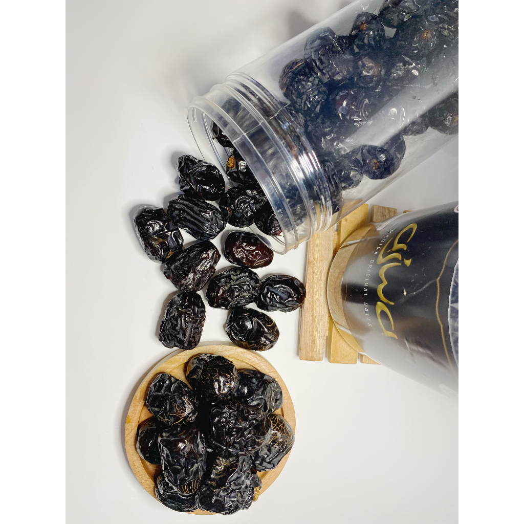 

KURMA AJWA PREMIUM 500GR JUMBO / TOP QUALITY MADINA DATES