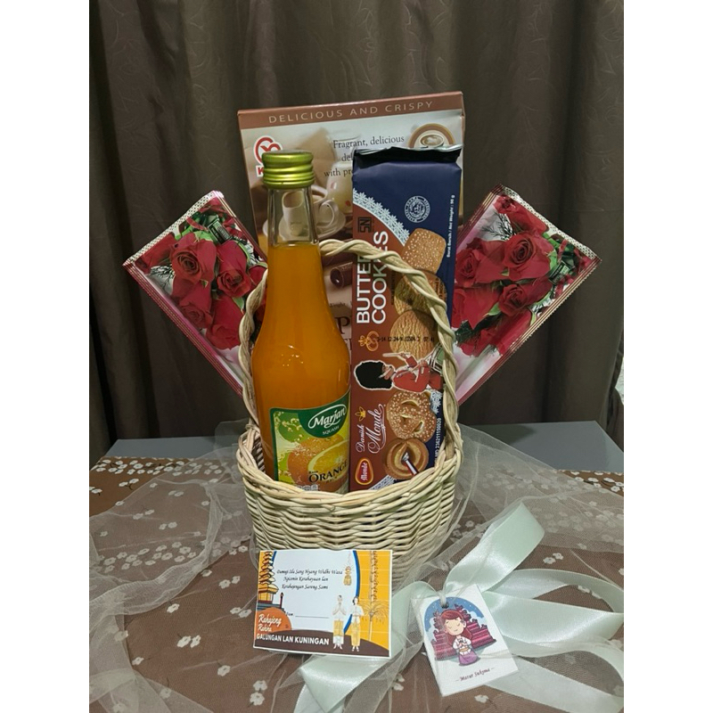 

Hampers Galungan / Parcel Galungan / Paket Hampers Murah Tabanan Bali