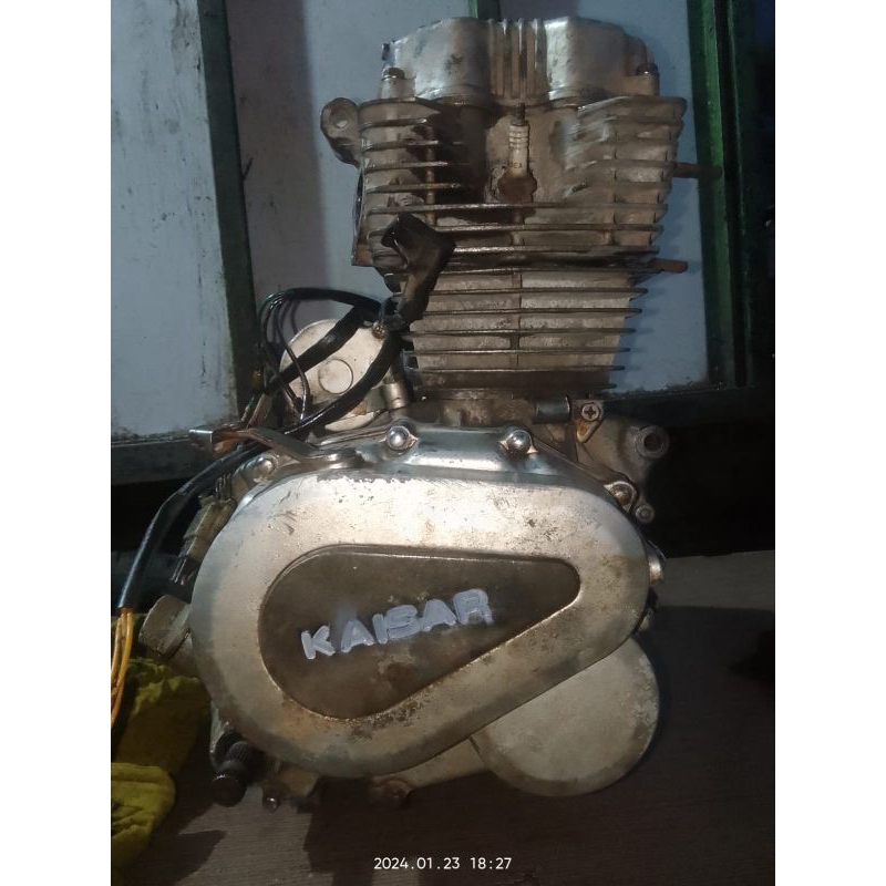 mesin motor roda 3