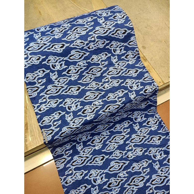 De KAIN BATIK KATUN HALUS EXCLUSIVE MOTIF MEGA MENDUNG, BATIK KATUN MEGA MENDUNG METERAN, BAHAN
