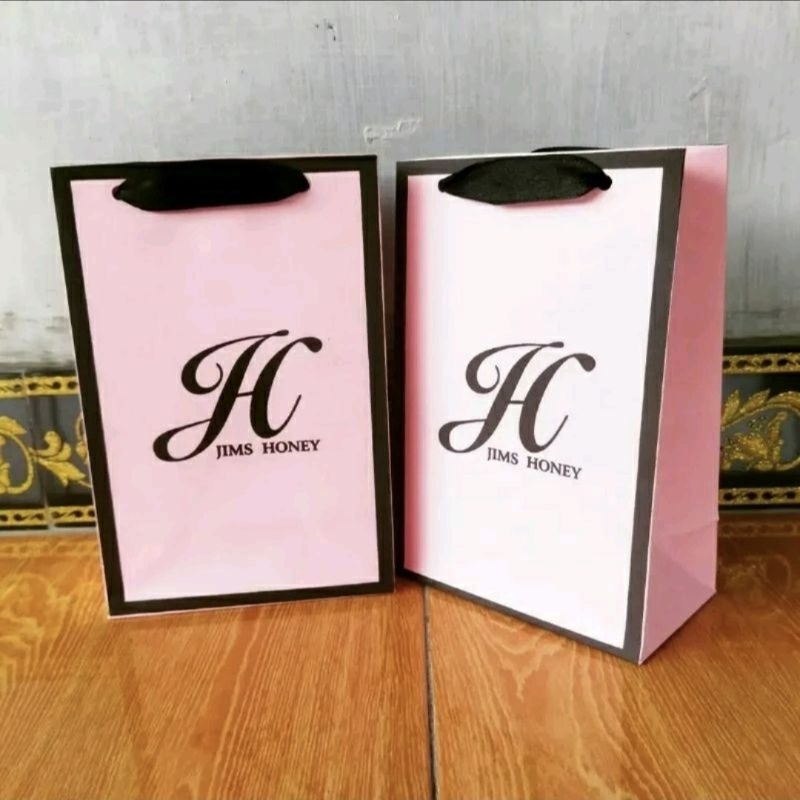 

PAPERBAG JIMSHONEY UKURAN KECIL