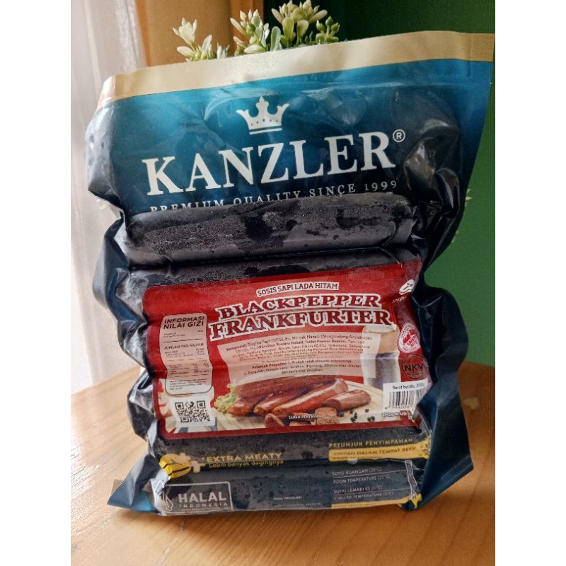 

Kanzler Blackpaper Frankfurter dan Garlic Frankfurter