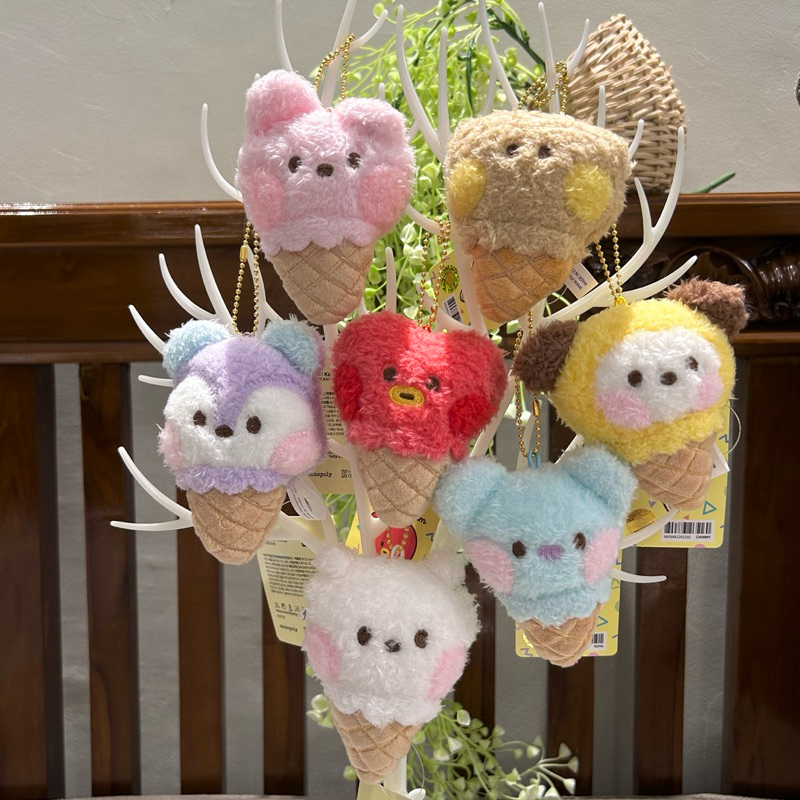 Official BT21 Ready Stock Ice Cream Keychain Gantungan Kunci Keyring