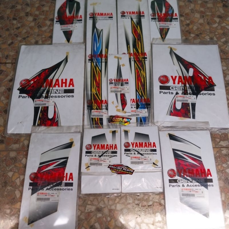Striping F1zr 2005 Merah putih original fulset