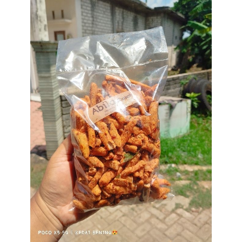 

Basreng pedas daun jeruk viral