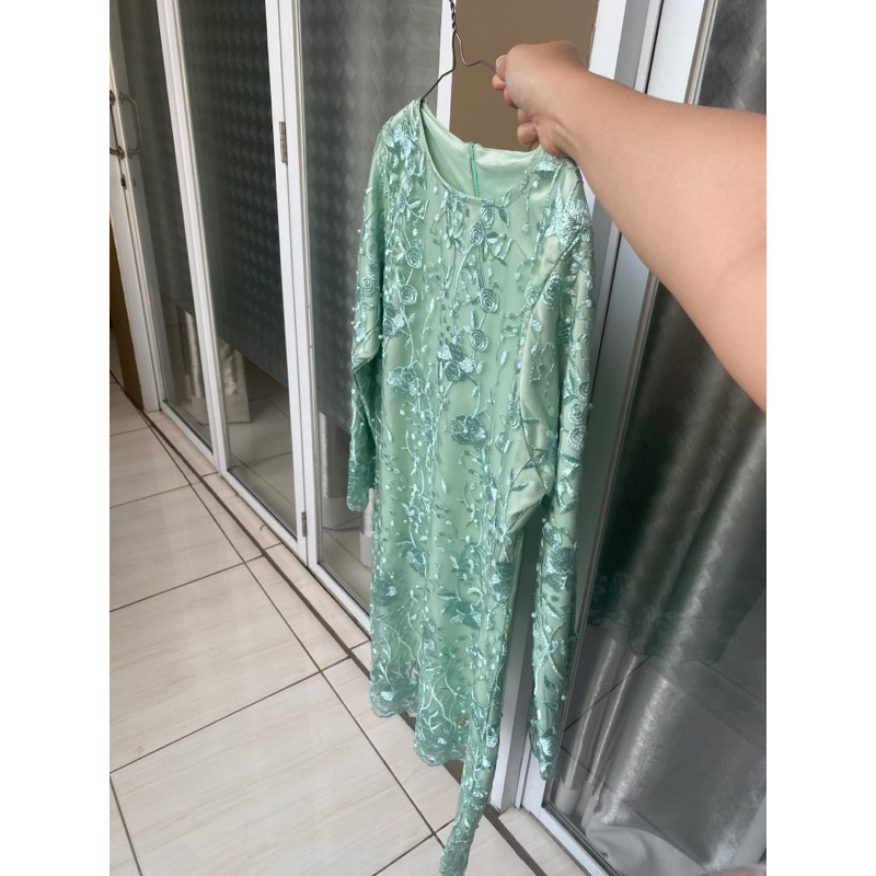 tunik brokat warna hijau tosca