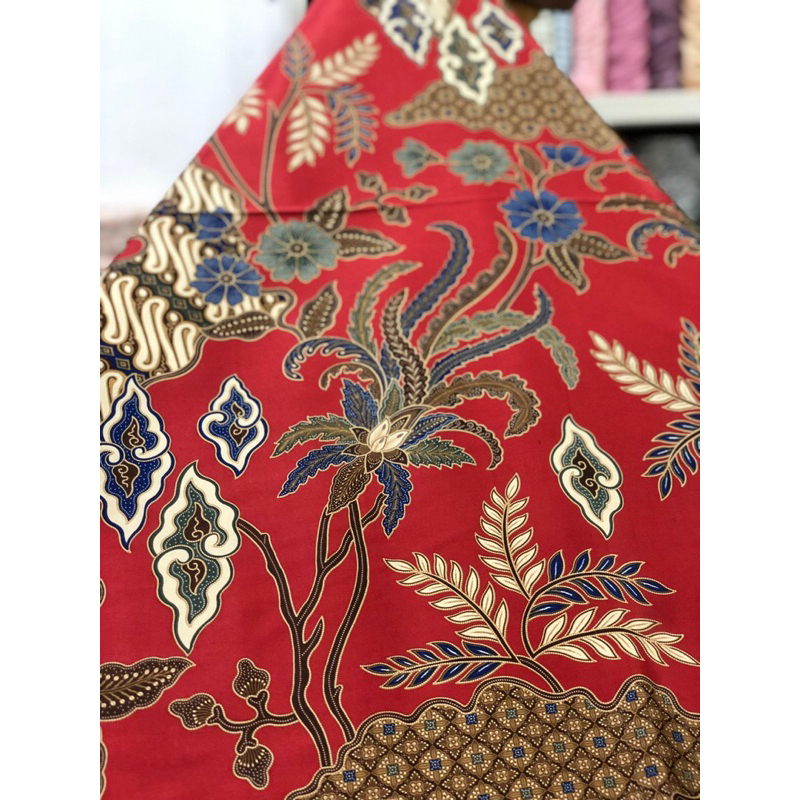 Batik Semi Sutra Mojang Batik Mega mendung