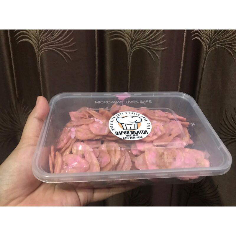 

keripik pisang lumer stroberi 180grm