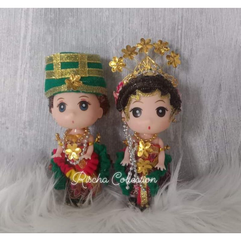 Boneka pengantin adat jawa dodotan mini