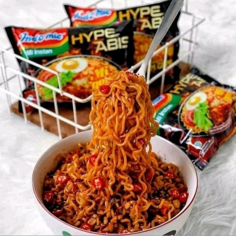 

Mie instan Indomie ayam geprek hype abis