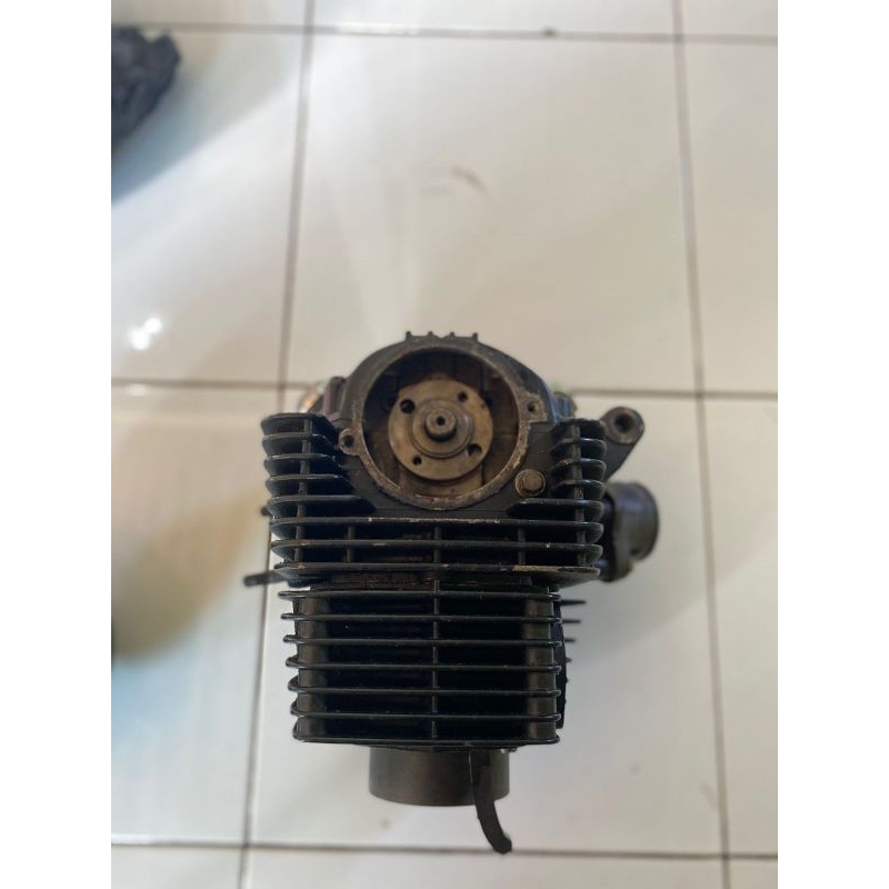Blok Cylinder head jaguar 2000 original