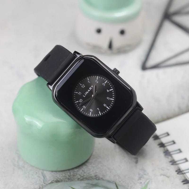 DC C ( C49 ) JAM TANGAN WANITA KOTAK RUBBER / TIDAK BISA MEMILIH
