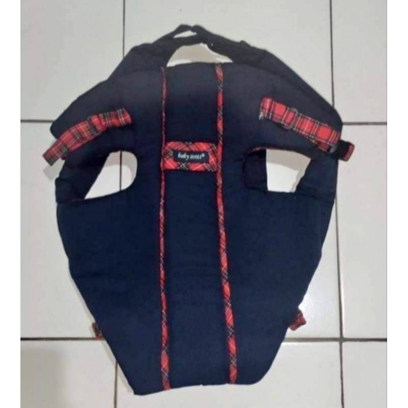 gendongan depan baby scots