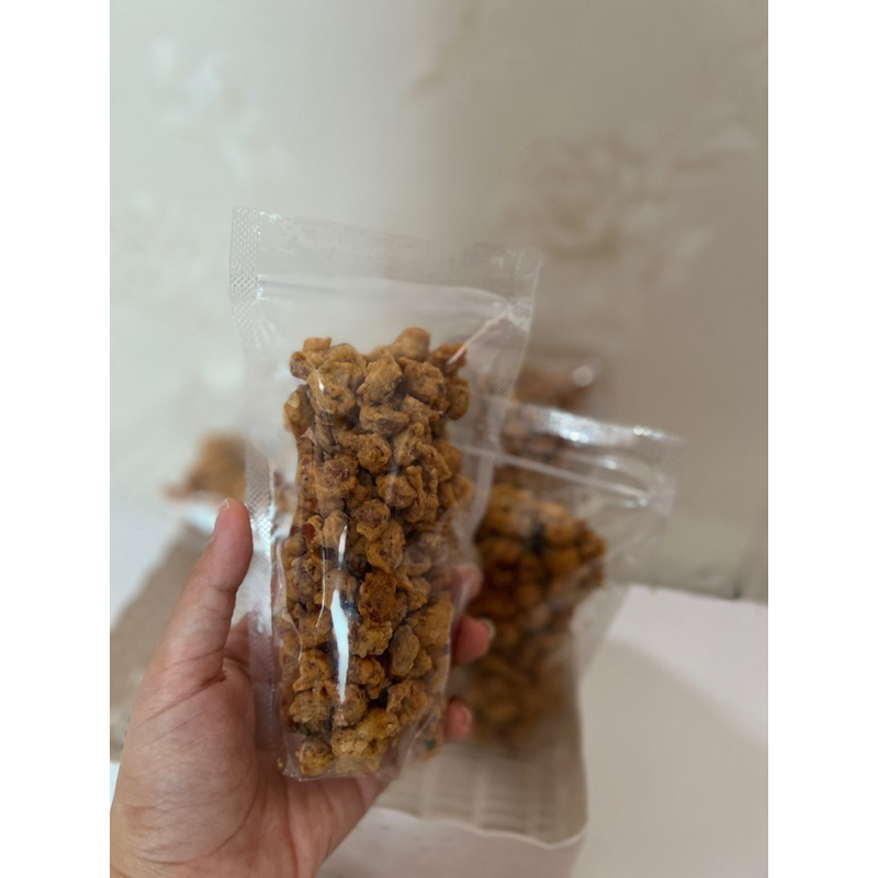 

Snack Kacang Arab