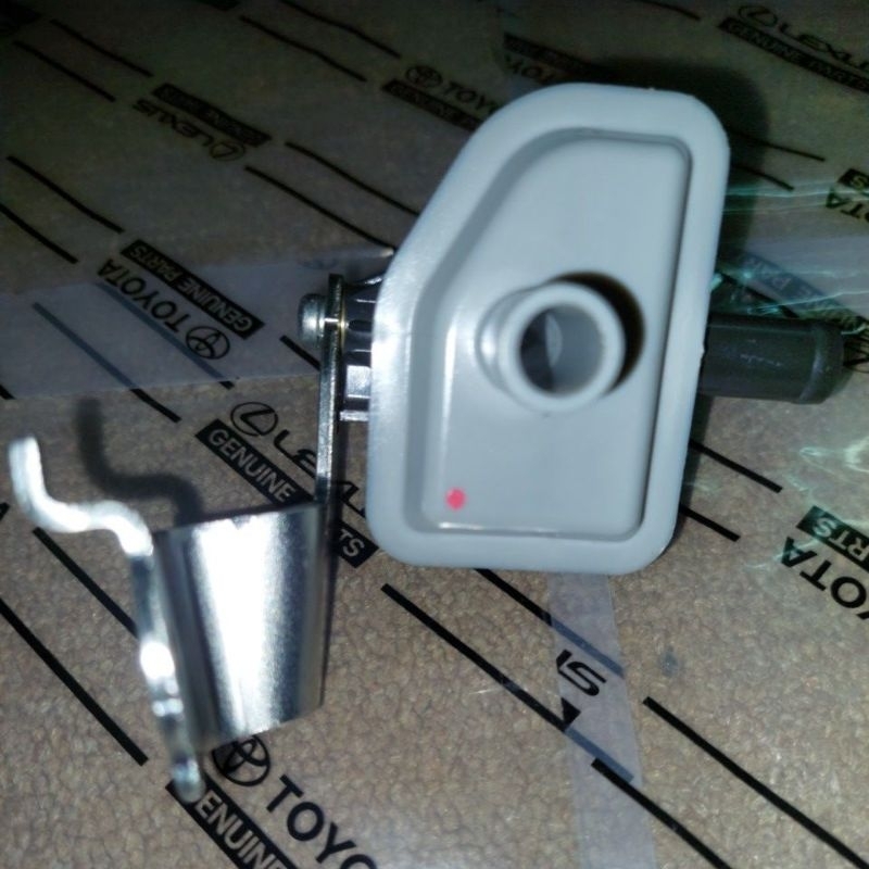 vacum valve 90910-TC005 TOYOTA YARIS. ORIGINAL