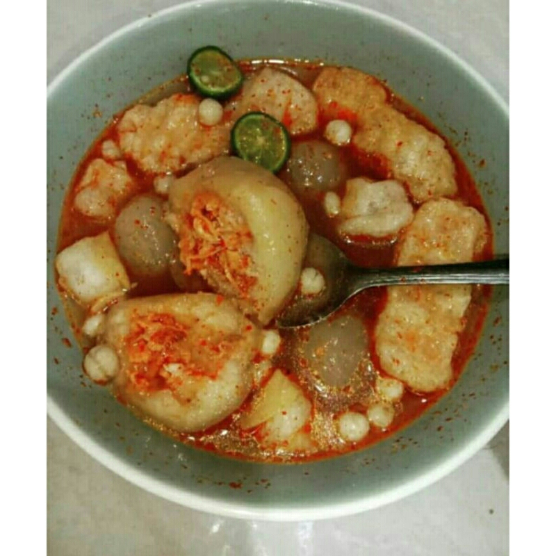 

Baso aci isi ayam suwir pedas 6 pcs