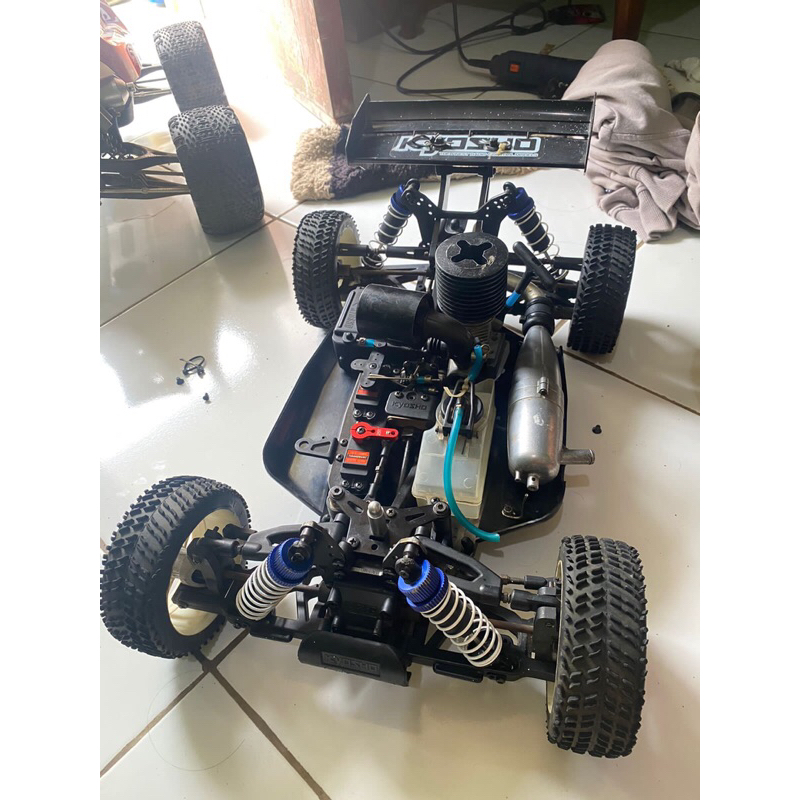 RC kyosho inferno neo 3.0