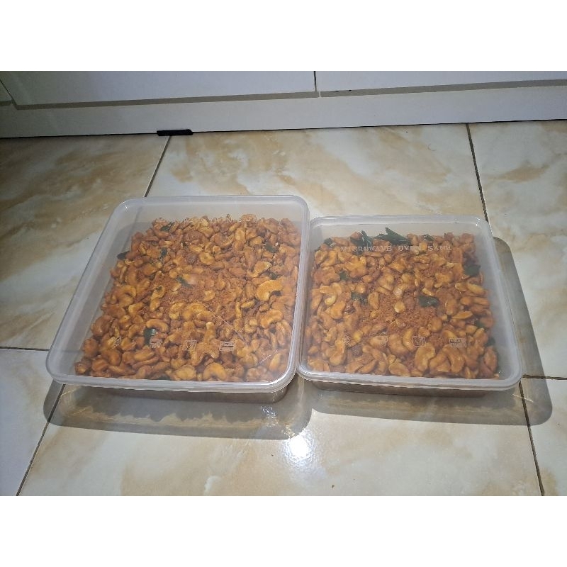 

kacang mede patahan mateng enak 100gr