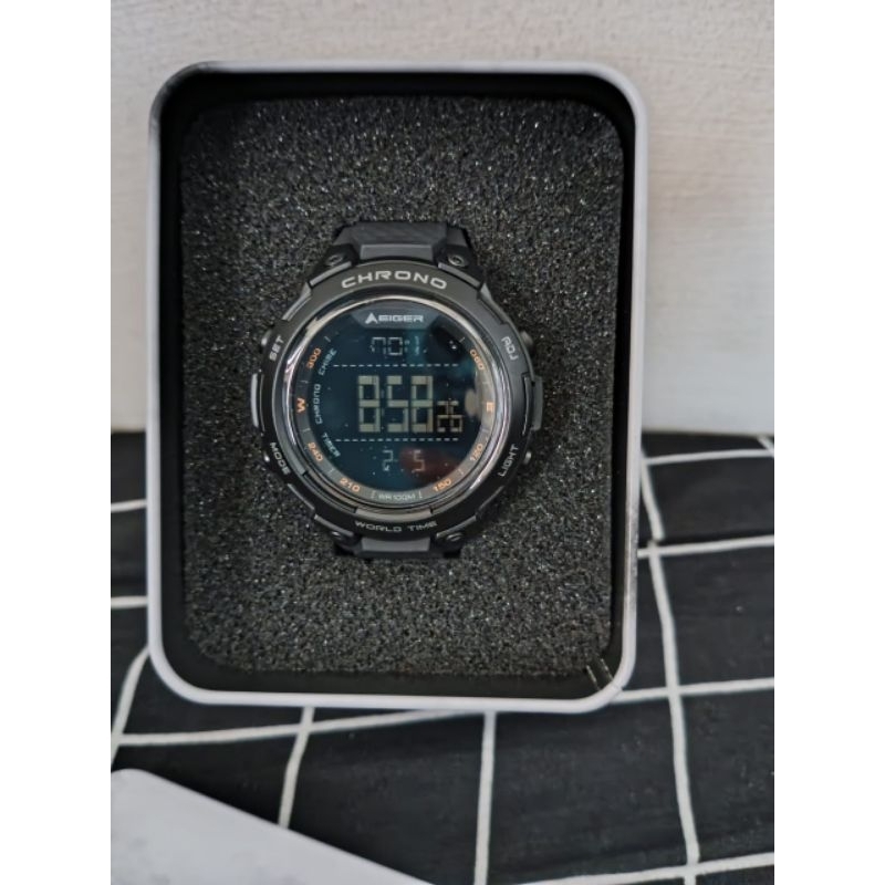 jam tangan eiger helicon