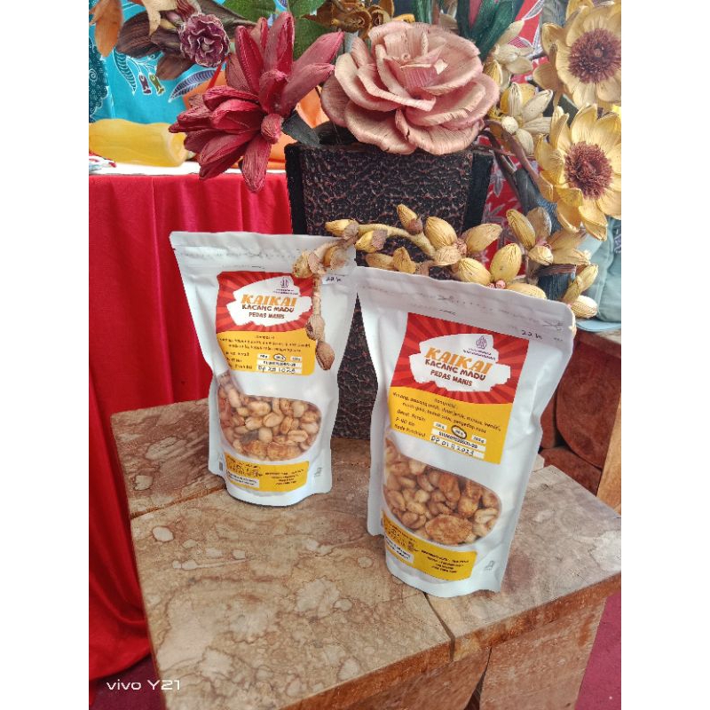 

Kaikai kacang madu pedas manis kekinian 180g