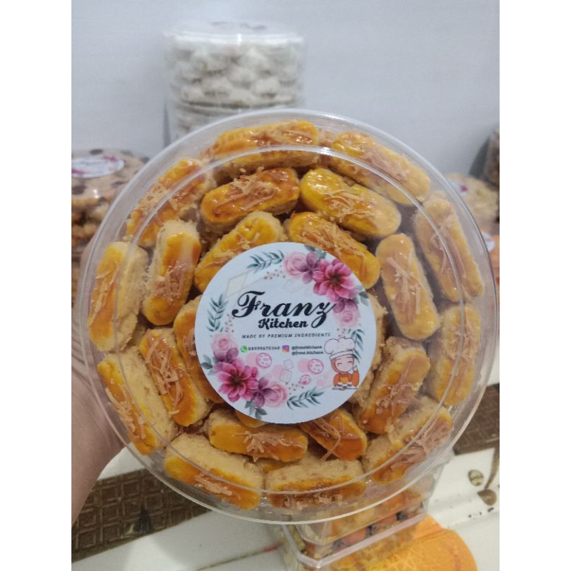 

Kastengel Triple Cheese 500gr