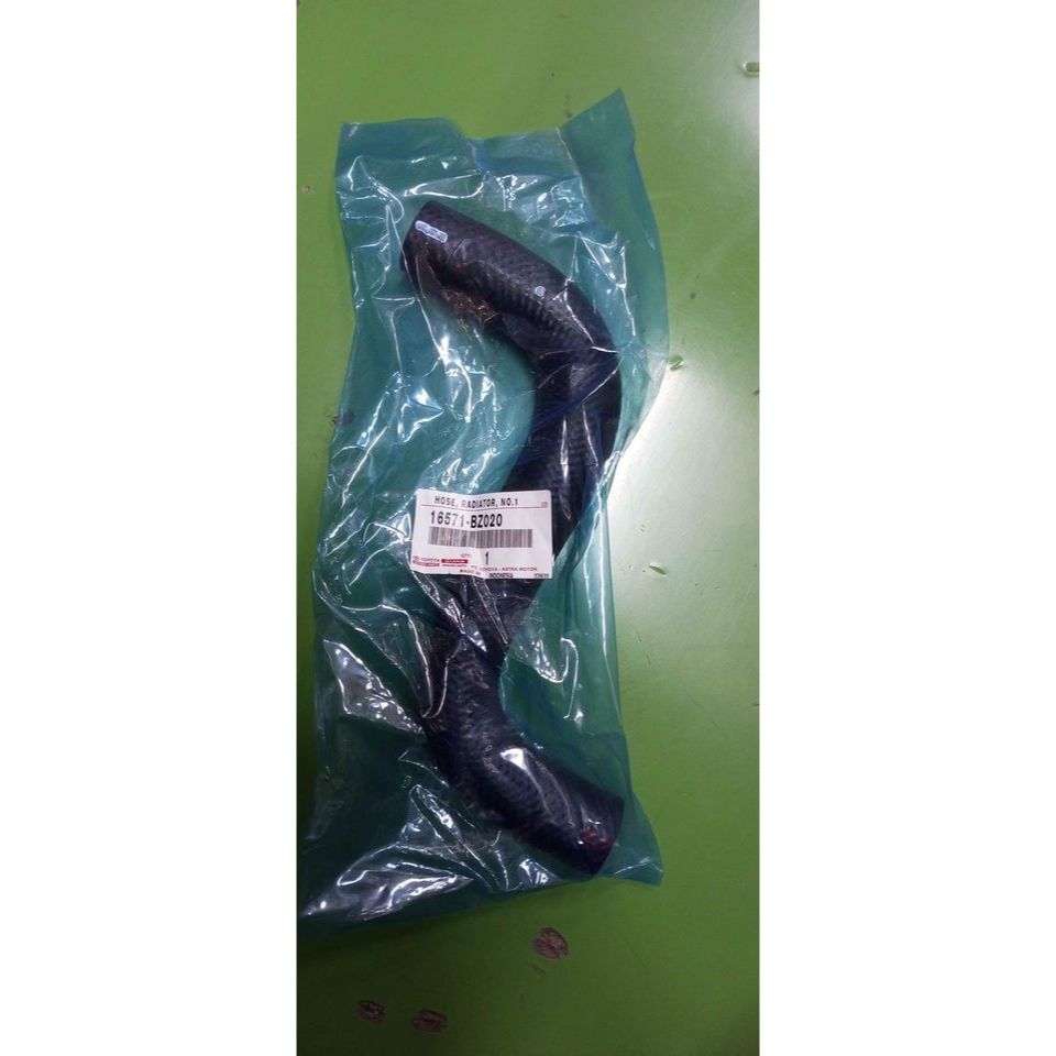 Hose radiator inlet avanza 2003-2006 original toyota