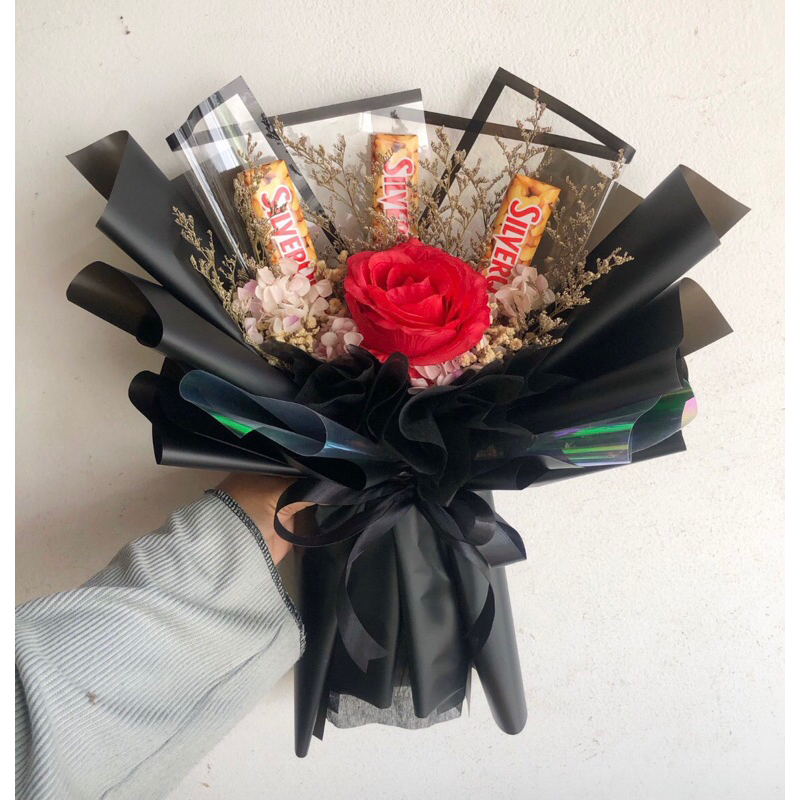 Buket Valentine Coklat Silverqueen