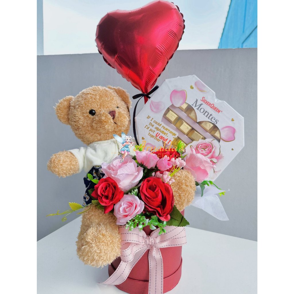 Flower Bear Chocolate Box Valentine Hampers Gift | Hadiah Cokelat Teddy Beruang Silverqueen Montes Love | Hadiah Pacar, Valentine, Anniversary, Birthday, Ulang Tahun, Love, Hari Ibu, Mother's Day | Kotak Kado Bouquet, Bucket, Buket, Boquet, Silver Queen