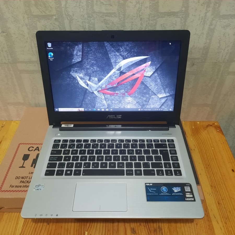 Laptop Asus A46C, Core i5 - 3217U, DobbleVga Nvidia Geforce, Ram 4Gb, SSD 256gb